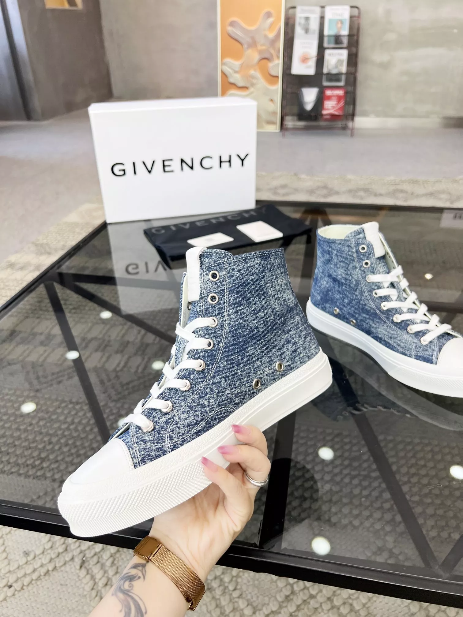 givenchy high tops chaussures pour homme s_12b4aab2